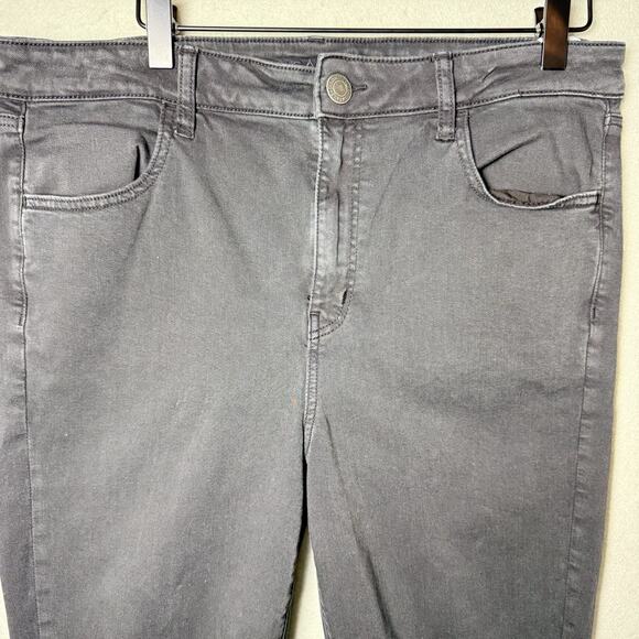 American Eagle High-Rise Jegging Jeans Black Stretch Distressed Lace Detail 16R - Picture 5 of 14